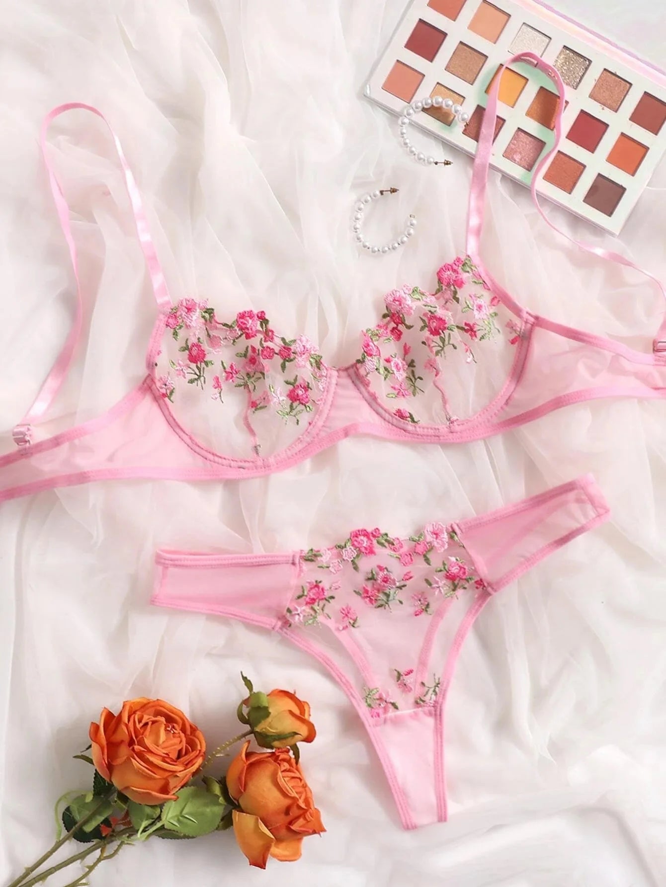 Women Floral Embroidory Set