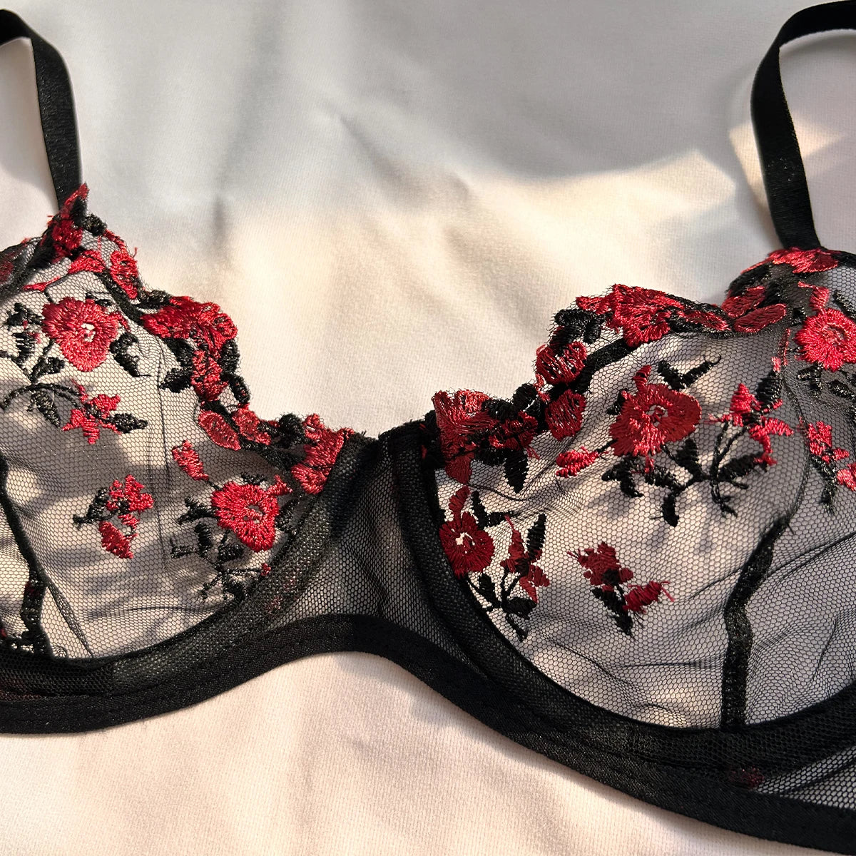 Sexy Set Womens Underwear Exotic Emotional Bra Set Embroidered Print