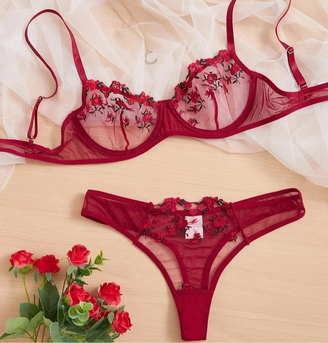 Women Floral Embroidory Set