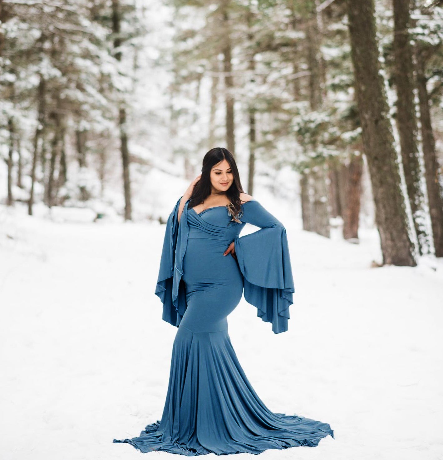 Maternity Ruffle Sleeve Trailing Long Dress