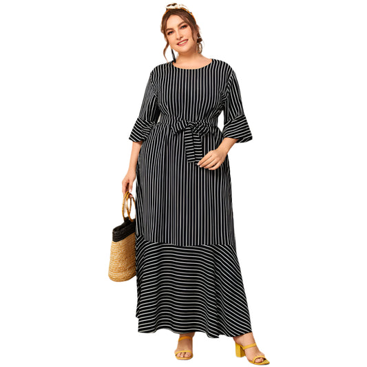 Plus size round neck striped dress