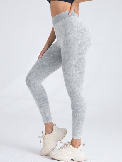 V Back Scrunch Butt Workout Leggings